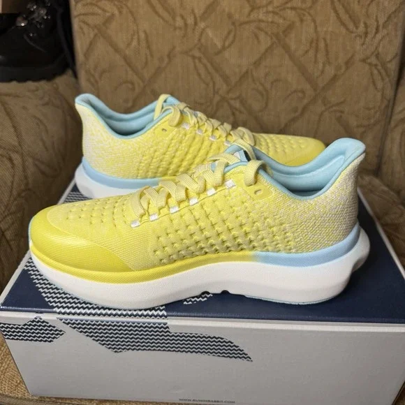 Rabbit Dream Chaser Womens Size 8.5 Yellow Blue‎ Athletic Running Shoes Sneakers - Picture 3 of 8